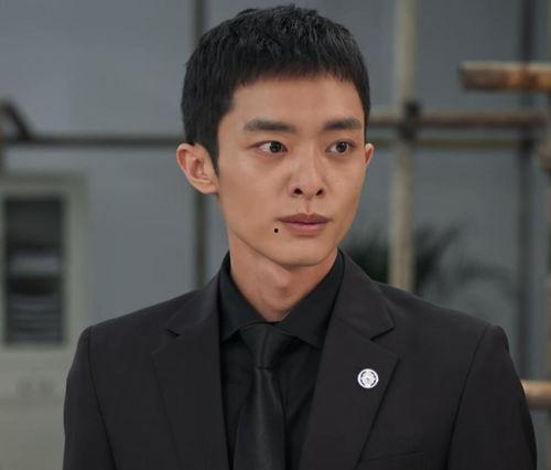 胡悦视频,揭秘生活点滴，展现人间真情