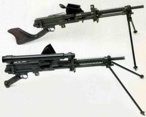 歪把子机枪视频